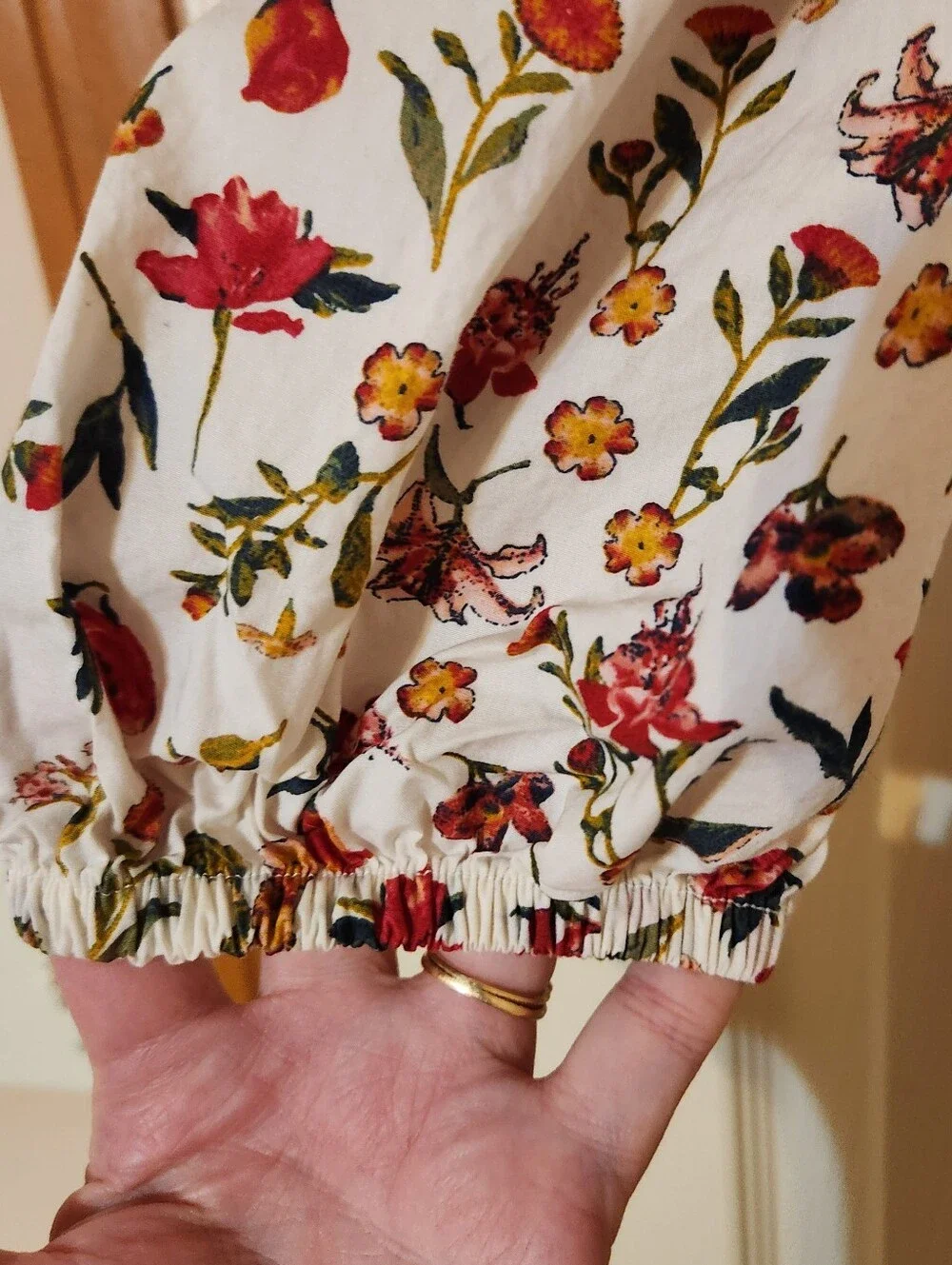 J.Crew Smocked Puff-Sleeve Midi Dress in a Vintage Floral Cotton Print Size XS - Picture 2 of 7